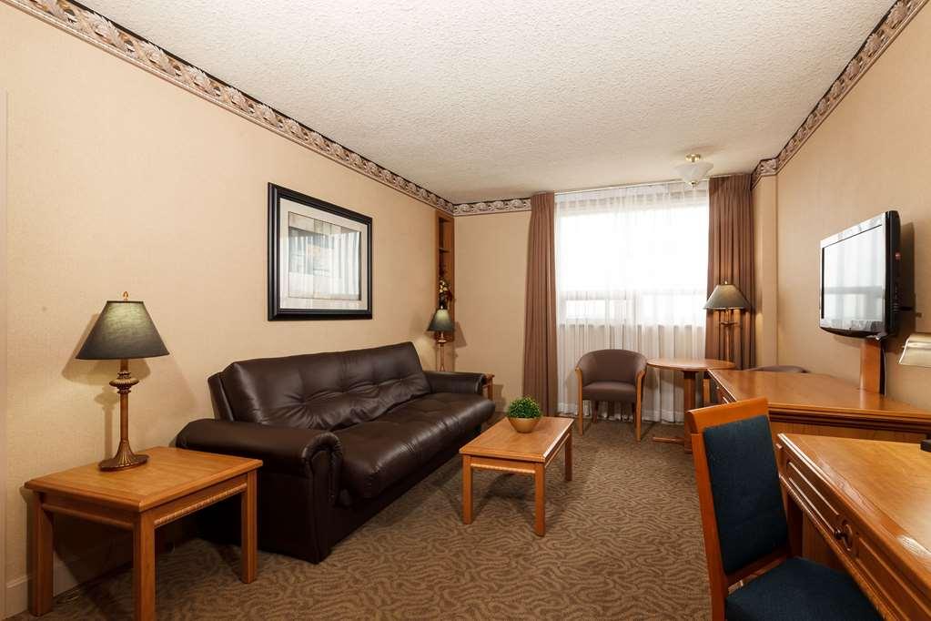 The Glenmore Inn & Convention Centre Calgary Room photo