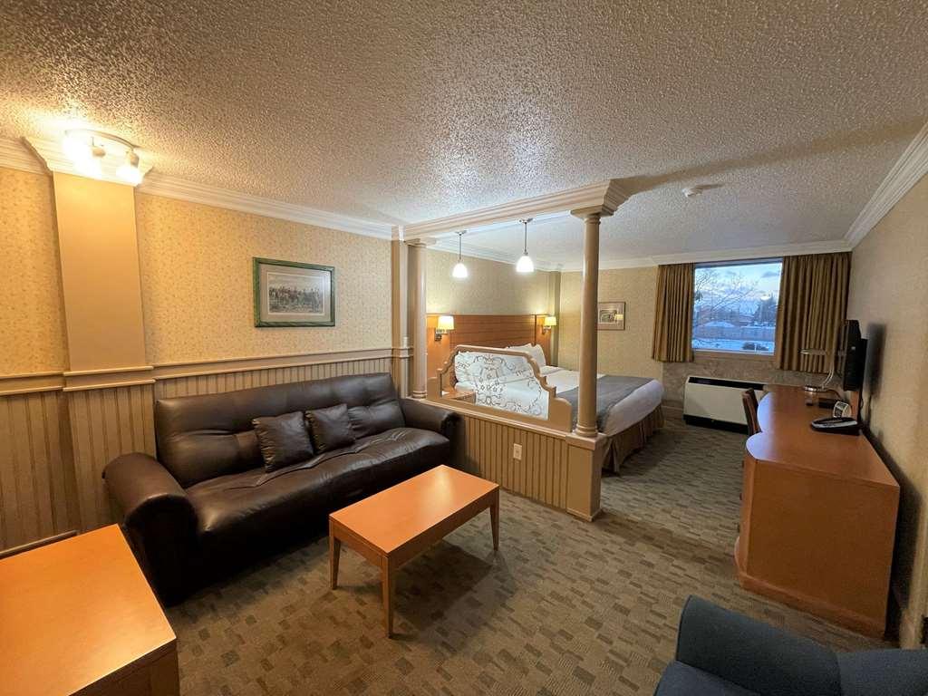 The Glenmore Inn & Convention Centre Calgary Room photo