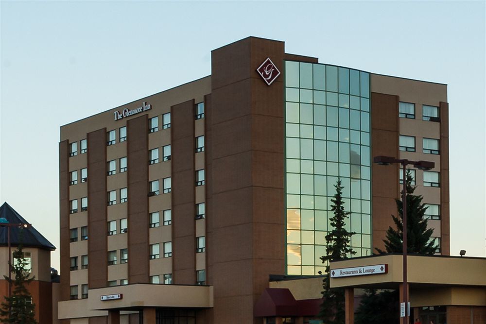 The Glenmore Inn & Convention Centre Calgary Exterior photo